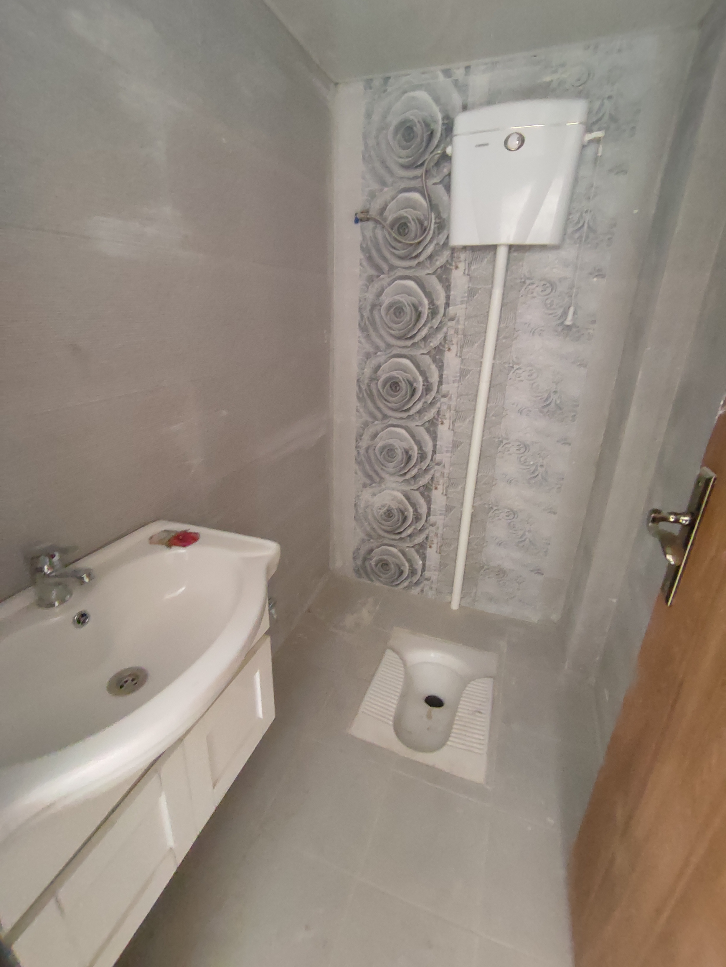 فروش, آپارتمان,  مسکونی ,  130 متر,  قیمت بالا 