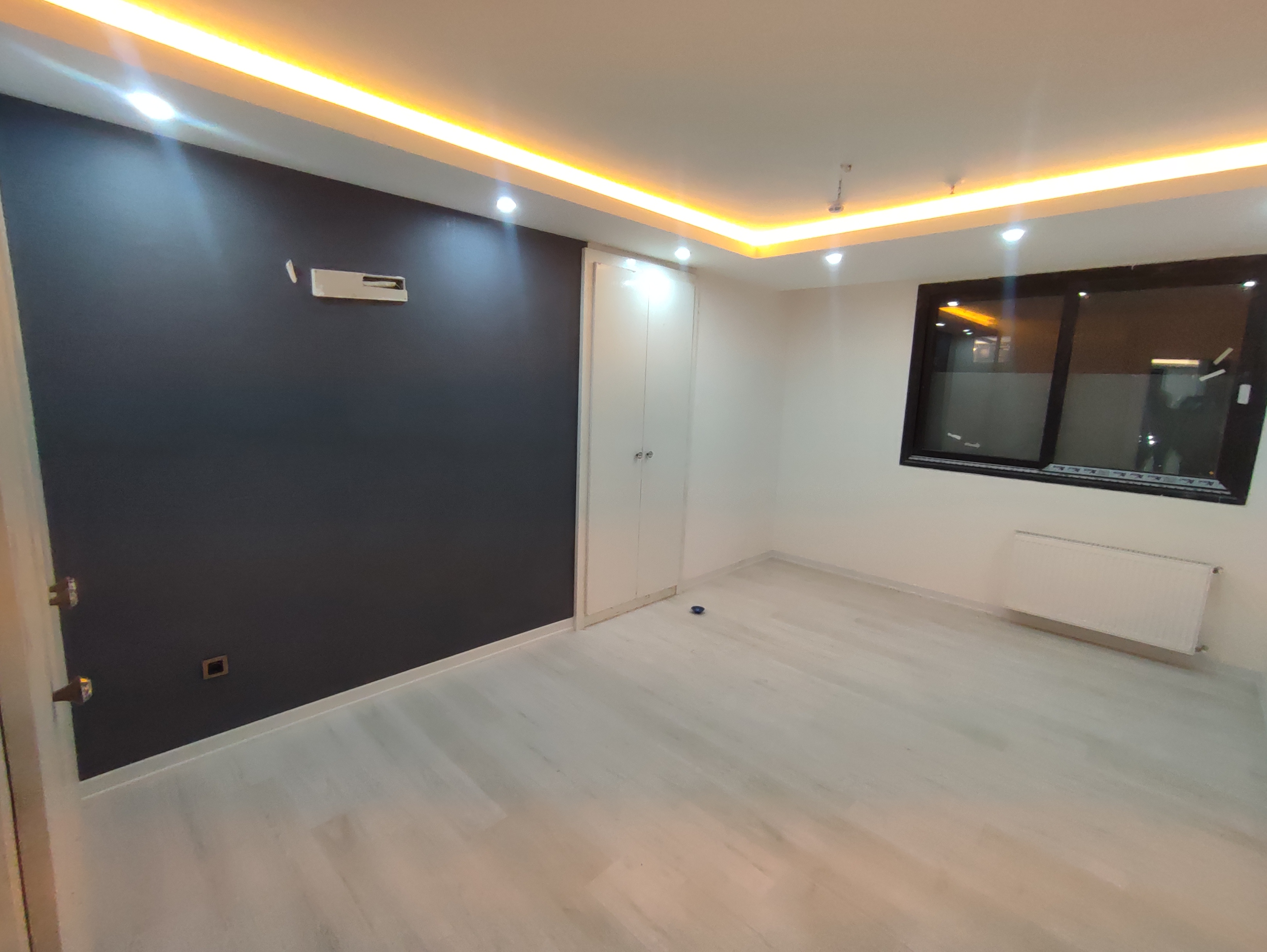 فروش, آپارتمان,  مسکونی ,  200 متر,  قیمت بالا 