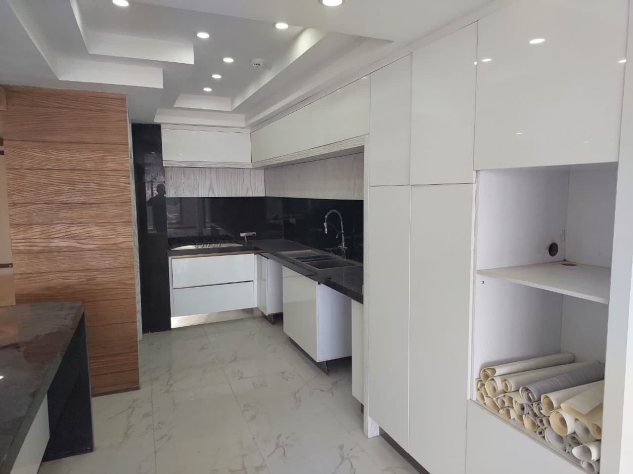 فروش, آپارتمان,  مسکونی ,  135 متر,  قیمت بالا 