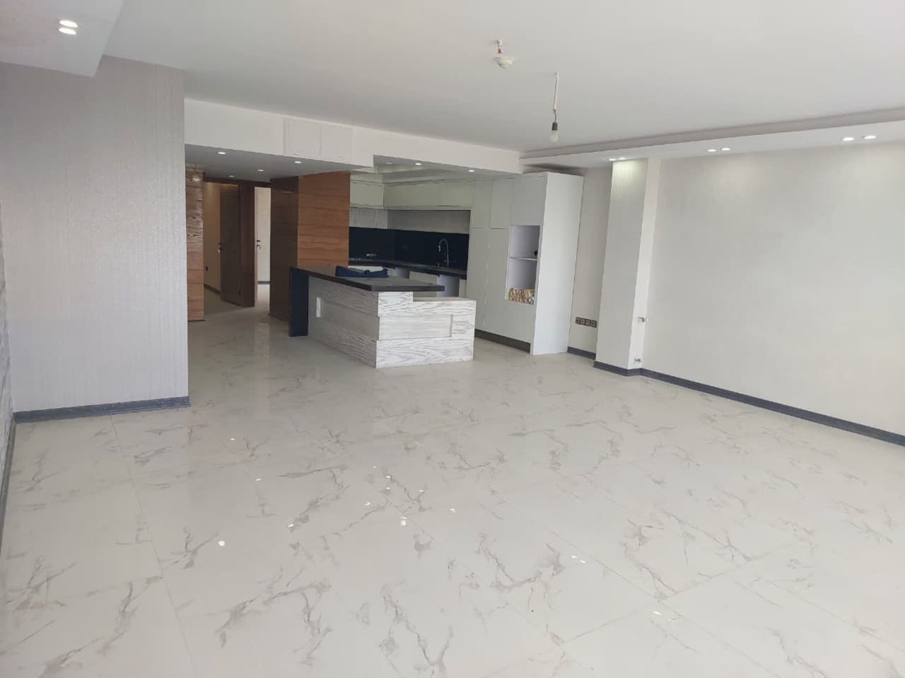 فروش, آپارتمان,  مسکونی ,  135 متر,  قیمت بالا 