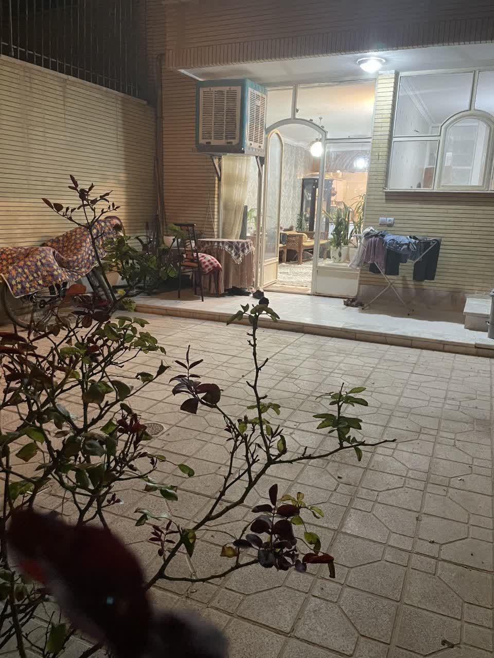 فروش, آپارتمان,  مسکونی ,  57 متر,  زیر قیمت 