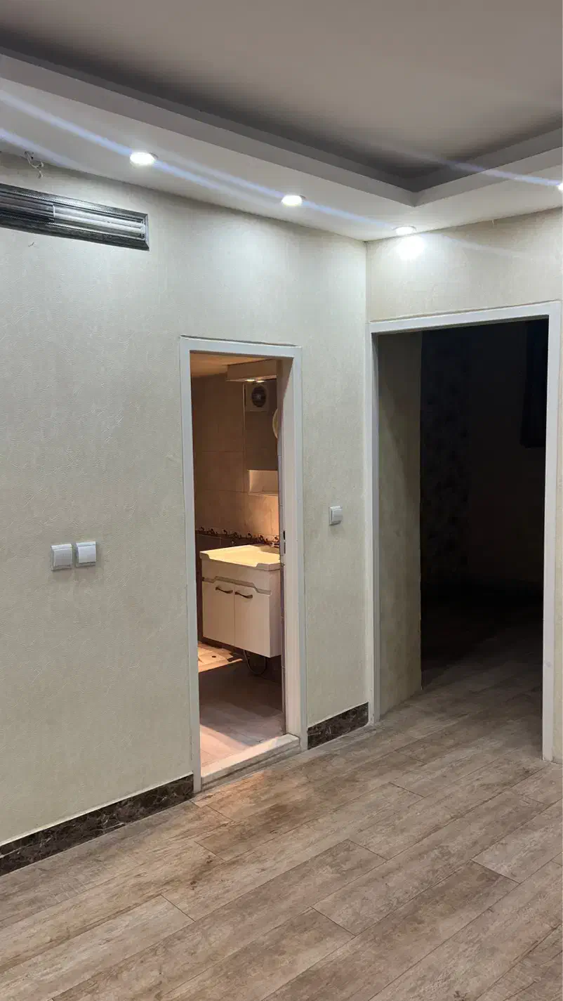 فروش, آپارتمان,  مسکونی ,  70 متر,  قیمت بالا 