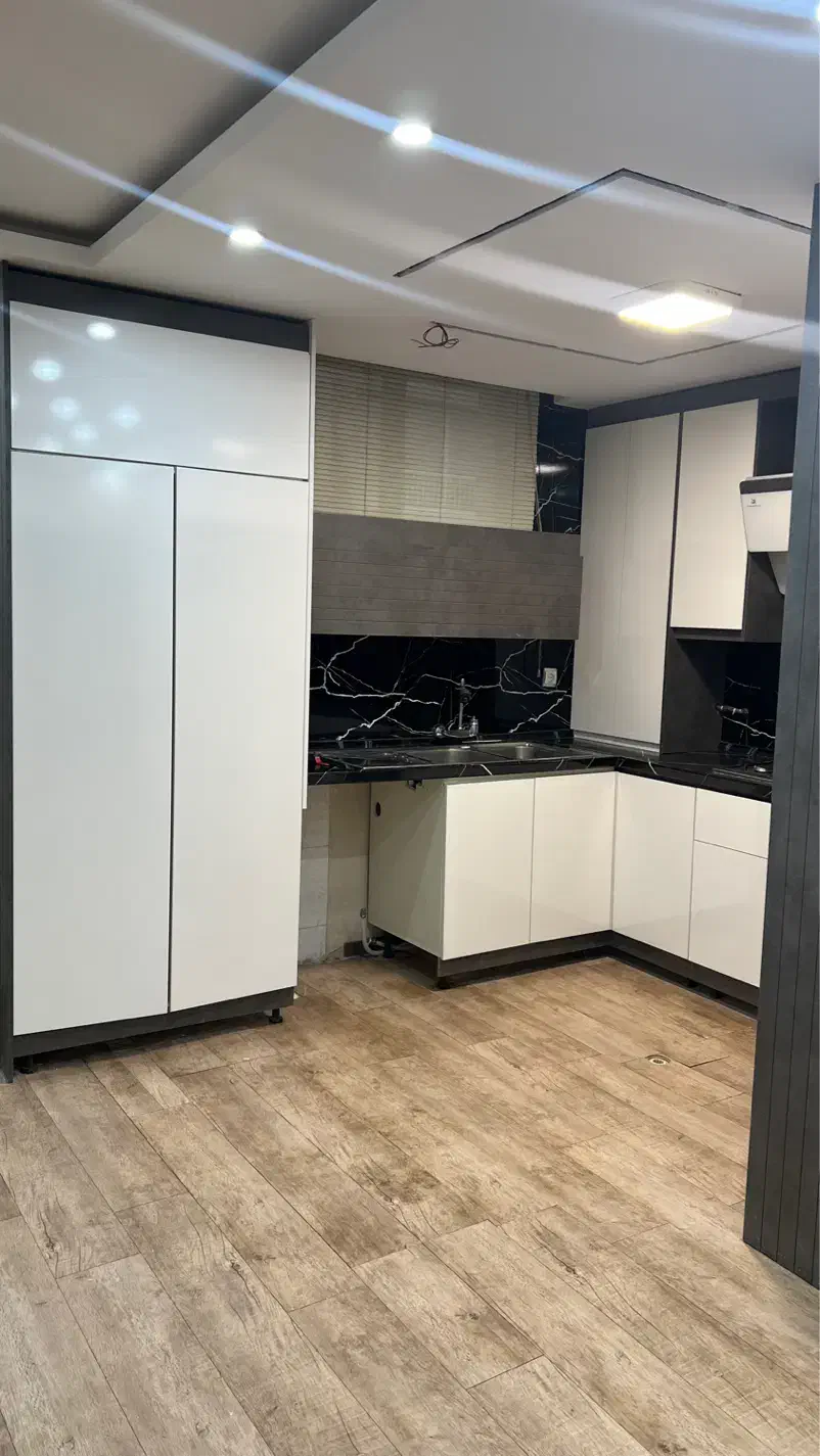 فروش, آپارتمان,  مسکونی ,  70 متر,  قیمت بالا 