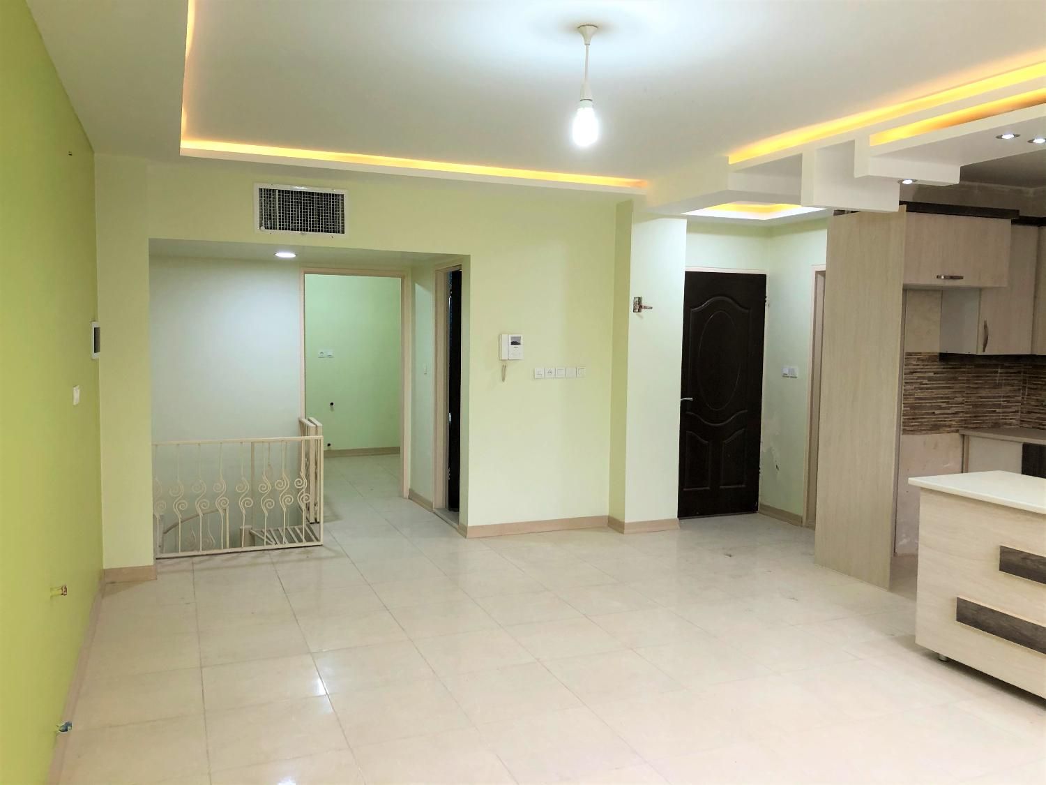 فروش, آپارتمان,  مسکونی ,  97 متر,  زیر قیمت 